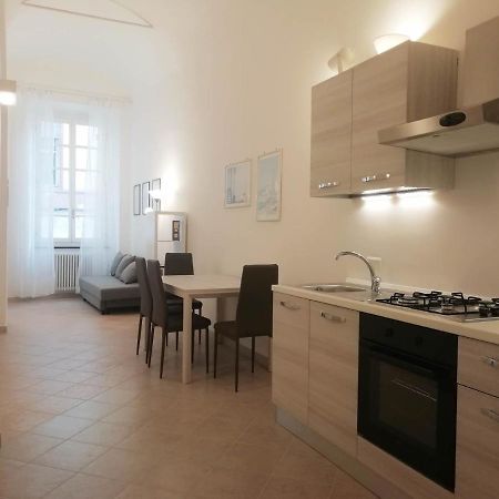 Mistrangelohome 5 - Appartamento In Pieno Centro Савона Екстер'єр фото