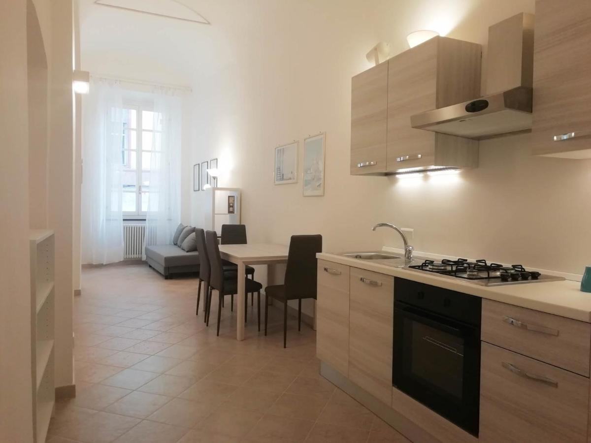 Mistrangelohome 5 - Appartamento In Pieno Centro Савона Екстер'єр фото