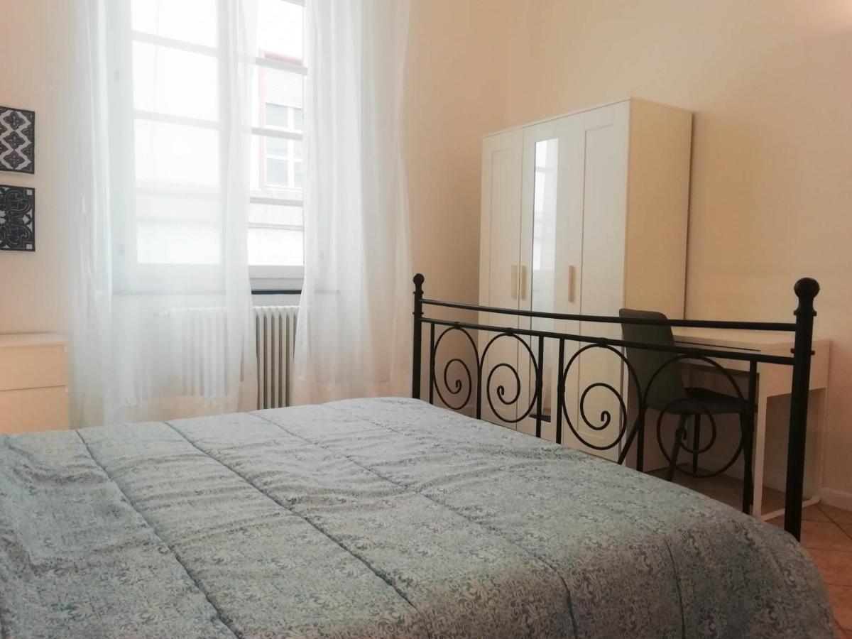 Mistrangelohome 5 - Appartamento In Pieno Centro Савона Екстер'єр фото